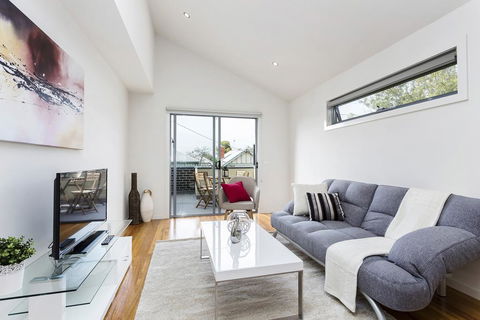 Complete Host Richmond Townhouse Collection - Accommodation Fremantle 1