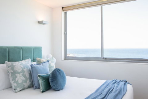 Coogee Beach Designer Penthouse With Parking - Accommodation Fremantle 3