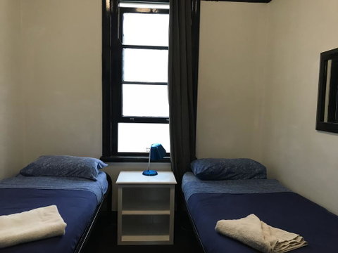 Coogee Beach House - Accommodation Fremantle 2