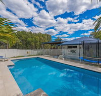 Coolum House Pet Friendly - Accommodation Fremantle
