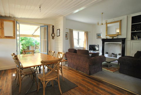 Cooma Cottage - Accommodation Fremantle 1