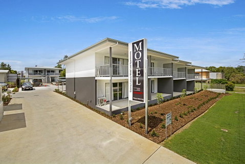 Cooroy Luxury Motel Apartments - Accommodation Fremantle 3