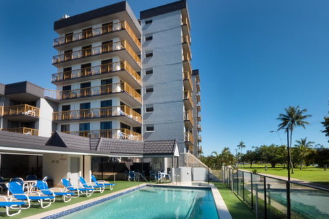 Coral Towers Holiday Suites - Accommodation Fremantle 0