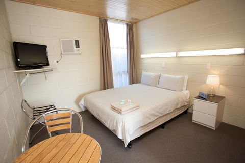 Corio Bay Motel - Accommodation Fremantle 2