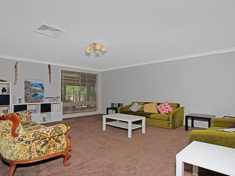 Corner Haven - Family Retreat With Outdoor Living - Accommodation Fremantle 1