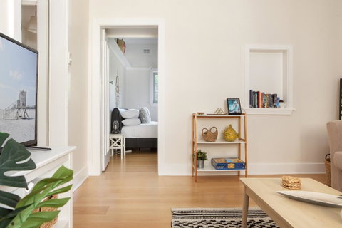 Cosy Couples Haven 10 Min Walk From Bondi Beach - Accommodation Fremantle 3