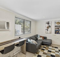 Cosy Studio Apartment Seconds From Manly Beach - Accommodation Fremantle