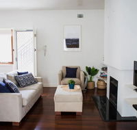 Cottesloe Beach Villa With Large Courtyard Sleeps 4 - Accommodation Fremantle