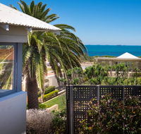 Cottesloe Executive Beach House - Accommodation Fremantle