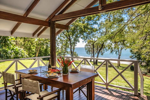 Cottonwood - Private Beachfront - Accommodation Fremantle 0