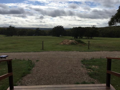 Country Cabin With Mountain Views Close To Ballarat - Accommodation Fremantle 2