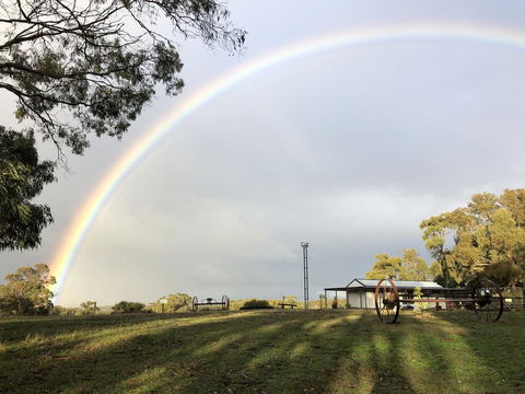 Country Cabin With Mountain Views Close To Ballarat - Accommodation Fremantle 0