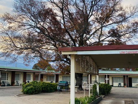 County Lodge Motor Inn - Accommodation Fremantle 2