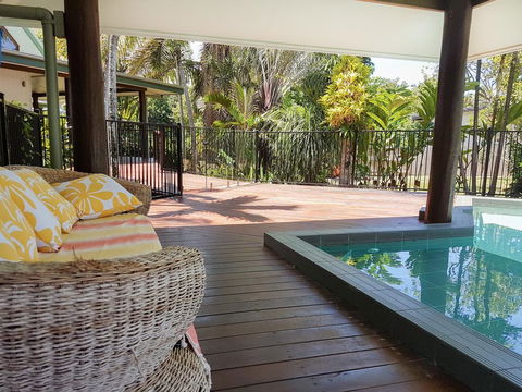 Crazy About Cairns Resort Living - 6 Bedrooms - Accommodation Fremantle 2