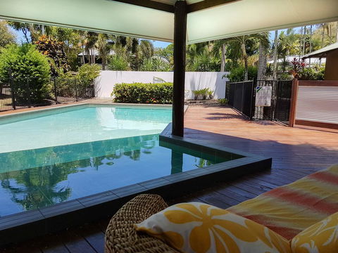 Crazy About Cairns Resort Living - 6 Bedrooms - Accommodation Fremantle 0