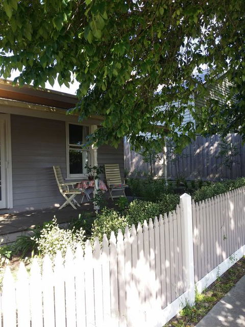 Cream Cottage - Accommodation Fremantle 3