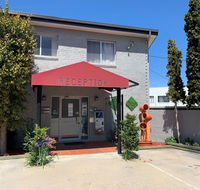 Crest Motor Inn - Accommodation Fremantle