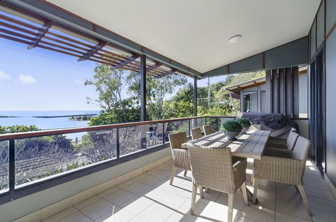 Currumbin Beachside Holiday Home - Accommodation Fremantle 0