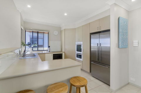 Currumbin Beachside Holiday Home - Accommodation Fremantle 3