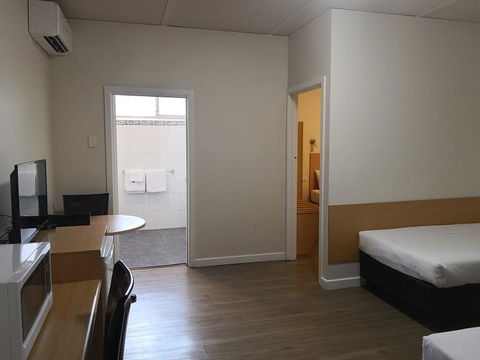 Dandenong Motel - Accommodation Fremantle 2