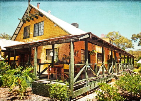 Darlington House - Accommodation Fremantle 0