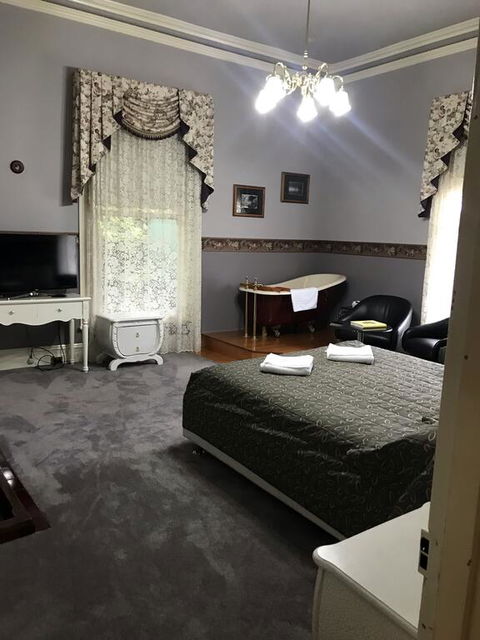 Daylesford Central Motor Inn - Accommodation Fremantle 3