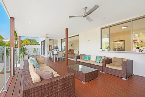 Deluxe On Water - Accommodation Fremantle 1