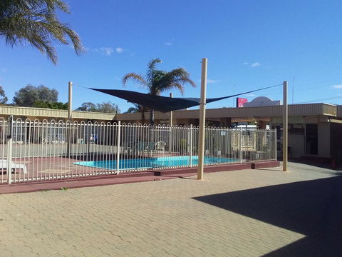 Desert Sand Motor Inn - Accommodation Fremantle 2