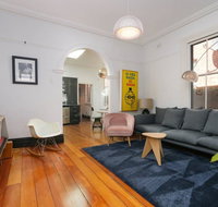 Designer 2 Bedroom House with Garden in Northbridge - Accommodation Fremantle