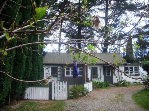 Devon Long Barn - Accommodation Fremantle 0