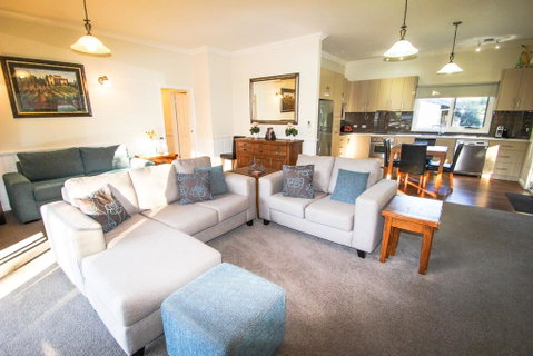 Dieudonne - Accommodation Fremantle 1