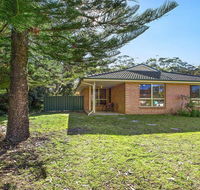 Dolphin Cottage - in the heart of Callala Beach - Accommodation Fremantle