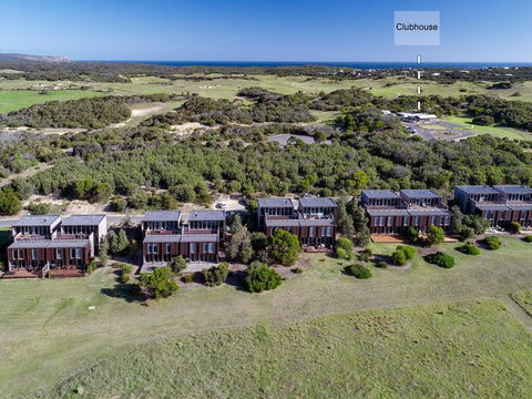DREW Golfers Delight Close To St Andrews Beach - Accommodation Fremantle 2
