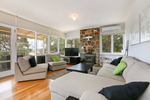 DROMANA BEACH SHACK... - Accommodation Fremantle 3