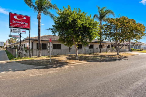 Econo Lodge Moree Spa Motor Inn - Accommodation Fremantle 1