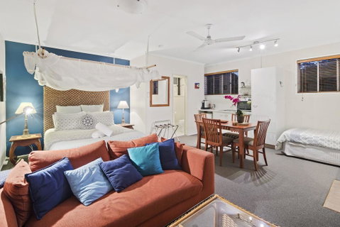 Eden Lodge - Accommodation Fremantle 2