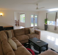 Edge Hill Clean  Green Cairns 7 Minutes from the Airport 7 Minutes to Cairns CBD  Reef Fleet Terminal - Accommodation Fremantle