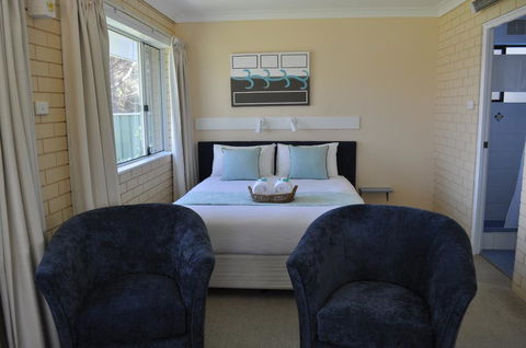 Edgewater Motel - Accommodation Fremantle 0