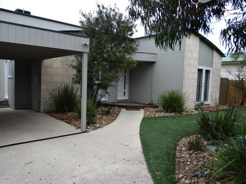 Elegant Entertainer - Accommodation Fremantle 1
