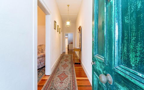 Eliza 1875 Red Brick Duplex Townhouse - Accommodation Fremantle 1