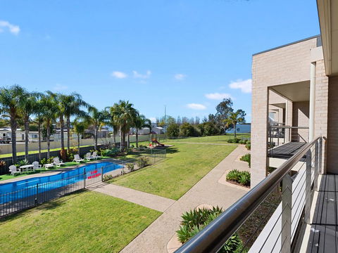 ELSINOR Townhouse 6 Mulwala - Accommodation Fremantle 2