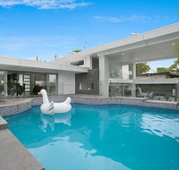 Essence of Broadbeach - Accommodation Fremantle