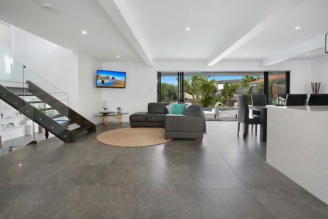 Essence Of Broadbeach - Accommodation Fremantle 1