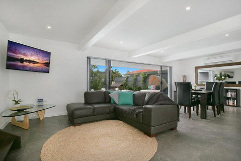 Essence Of Broadbeach - Accommodation Fremantle 3