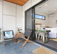 Eternity 141 - Room with private bathroom balcony bed  breakfast - Accommodation Fremantle