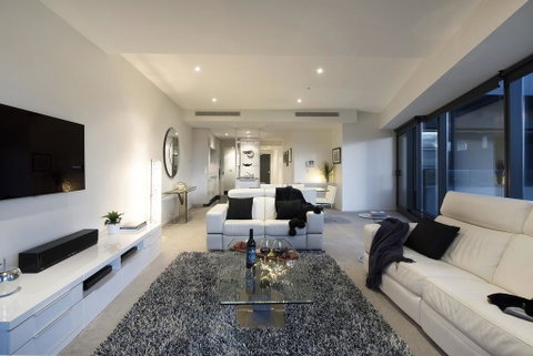 Eureka Tower - Accommodation Fremantle 2