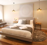 EVOLVE Near Adelaide CBD - Netflix / Wine / Lock up Garage - Accommodation Fremantle