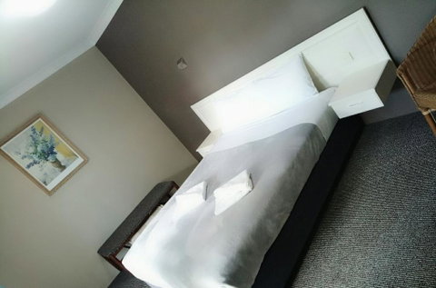 Excelsior Motor Inn - Accommodation Fremantle 3