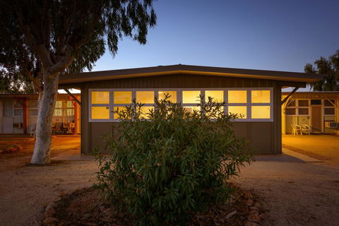Exmouth Villas Unit 35 - 2 Bedroom Self-Contained Unit At The Heart Of Town - Accommodation Fremantle 3