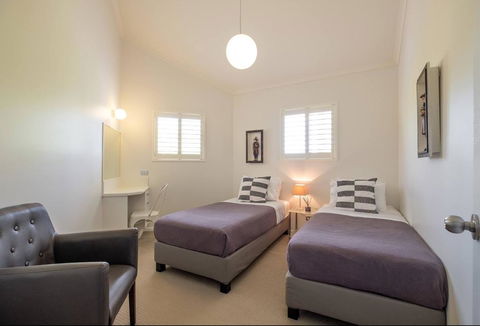 Fabulous Kangaroo Point 3 Bedroom Apartment - Accommodation Fremantle 1